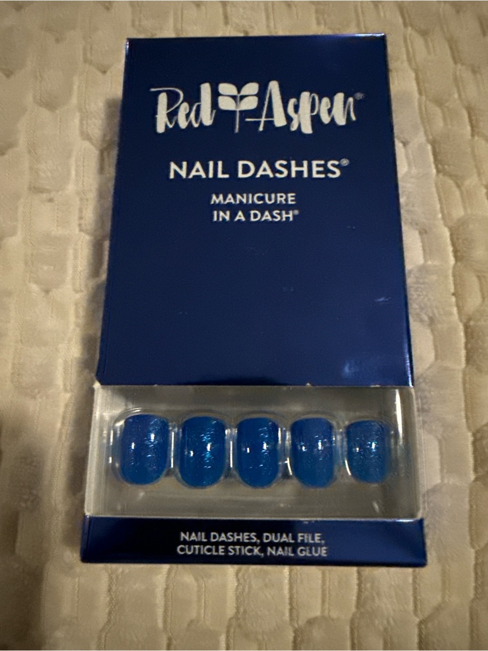 Red Aspen Blue Press-On Nail Set